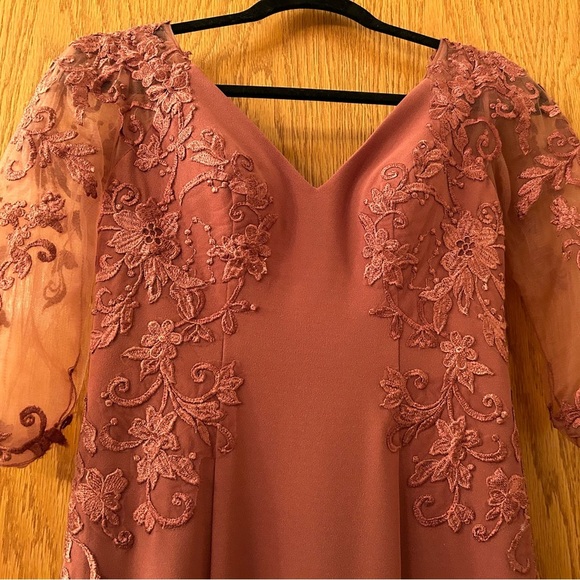 Azazie Bridesmaid/Mother of the Bride Dress Size 4 - Picture 4 of 6